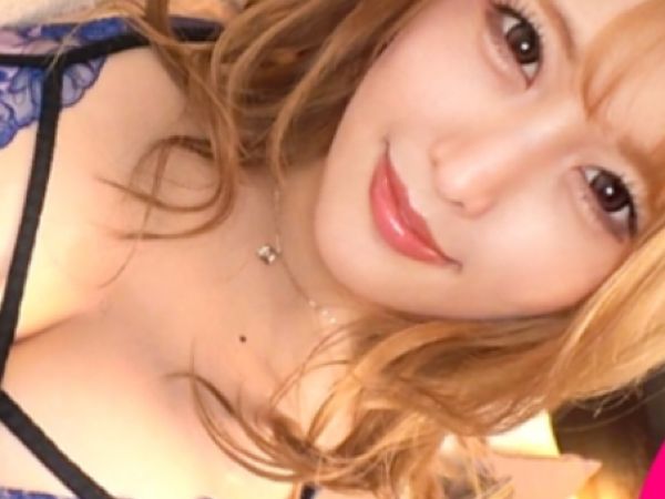 【三十路お姉さんのヤバい本性】『私、変態なの…』とんでもなくエッチな三十路お姉さんとハメまくり！普段はクールなお姉さんが、ベッドの上では超絶エロい変態モードに！とんでもないテクニックで男を翻弄し、快楽の渦に巻き込む！これぞ大人のエロさ全開！