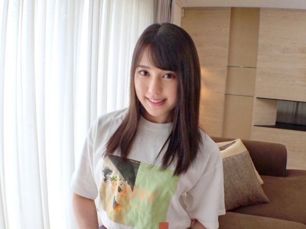 【無毛美少���の誘惑】ツルマン美少女、敏感マ○コをねっとり責められ大興奮！ビンビンチ○ポで激しく突かれ、キュートな顔がエロ顔に♡