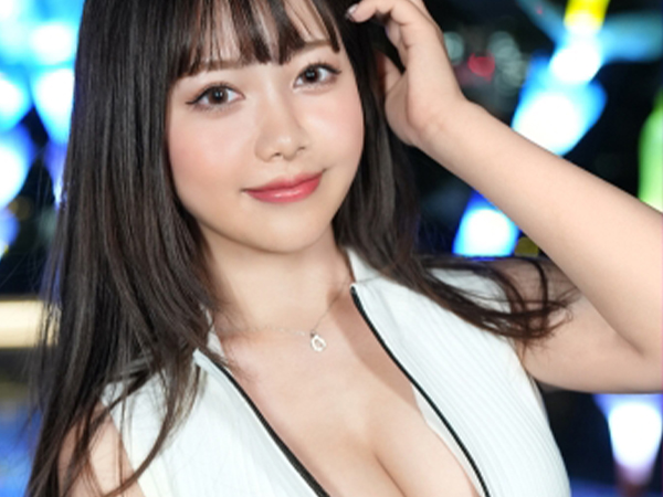 【ムチムチ巨乳素人お姉さんのパイパン責め】美巨乳ボディにパイパンマ○コがエロすぎる！手マン＆クンニで敏感に反応し、騎乗位＆バックで生チ○ポを挿入！素人お姉さんの悶える姿に興奮MAX！♡