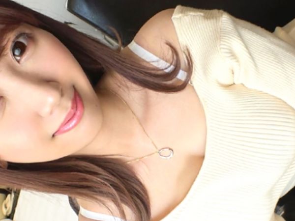 【清楚系ビッチの淫乱プレイ】『もっと突いて！』美乳お姉さんのギャップがヤバい！清楚な見た目とは裏腹に、マンコにガチピスされまくりのドスケベセックス！