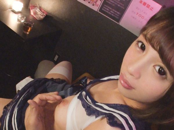 【ロリっ娘ピンサロ体験】「ダメなのに…」143cmのミニマム美少女が禁断の本番行為！超絶フェラで男を骨抜きにし、キツキツマ●コでご奉仕しちゃう！スリル満点のエロプレイ♡