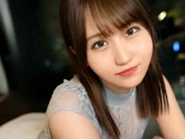 【歯科助手の甘い誘惑】『本当に好き？証明して…』美乳美尻の美少女が愛情を確かめるためにエッチな要求！ 濃厚なハメ撮りで中出しを許し、愛を確かめ合うラブラブ性交！ 素人娘の甘えん坊なエロ動画！♡