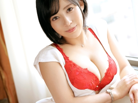 【爆乳お姉さんの過激プレイ】『もっと奥まで…』ダイナマイトボディの巨乳お姉さんがチンコをしゃぶりまくり！ビンビンに勃起したチンポでオマンコを激しく突かれ、感じまくるエロい姿がたまらない！♡