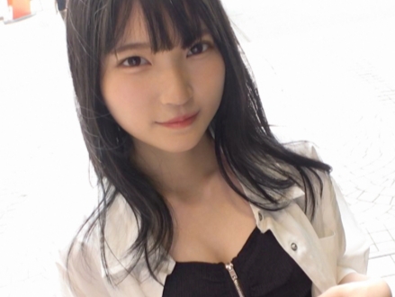 【透明感MAXの色白スレンダー】『ダメ…気持ち良すぎる…』街で見つけた色白美肌の細身女子をナンパ！敏感ボディが肉棒に反応しまくり、細いカラダで感じまくる姿がエロすぎる♡