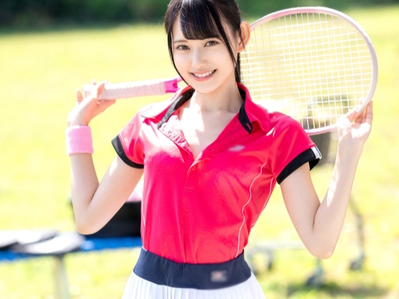 【汗だくテニス女子の野外乱交】『ダメ…ここじゃ…』めちゃカワスポーツ女子がコートでハメられ、ユニフォームのまま感じまくる！野外でイキ乱れる姿がエロすぎる！♡