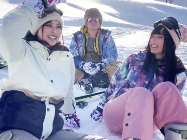 【JDスキー旅行乱交】『もうダメ…イっちゃう…』雪山でナンパされた女子大生コンビが、性欲モンスターに襲われ連続絶頂！アヘ顔全開で痙攣アクメ連発！！