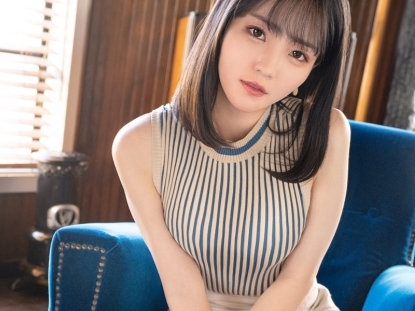 【スレンダー美少女の絶頂】『あっ…ダメッ…イッちゃう！』超絶美少女が敏感おマンコを激しく突かれ、トロけ顔でイキまくり！細身ボディを震わせて感じまくるエロ可愛い姿に興奮必至！！