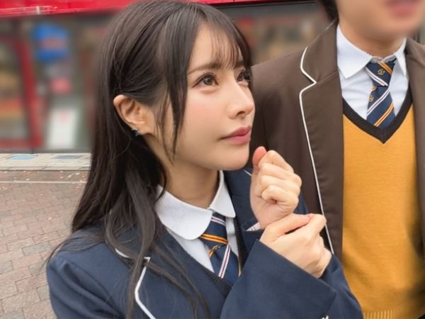 【SNSで話題のミニマムJD】DMから始まった禁断の企画！145cmの小さくてエロかわな22歳女子大生をゲット！制服姿で無邪気にえっちな動画を上げる彼女が、DMからリアルSEXへ！制服を脱がせて、小さな体をたっぷり味わう！！